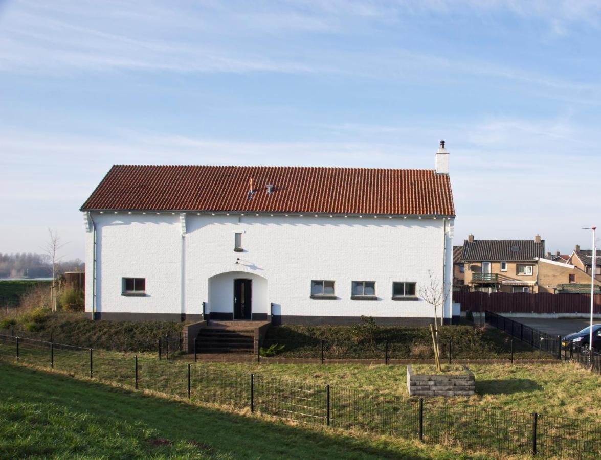 Tolkamer B&B Pompgebouw Aan De Rijn المظهر الخارجي الصورة